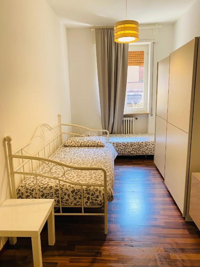 Appartmentslapiazzetta -1-2-6 Sesto Calende Eksteriør bilde